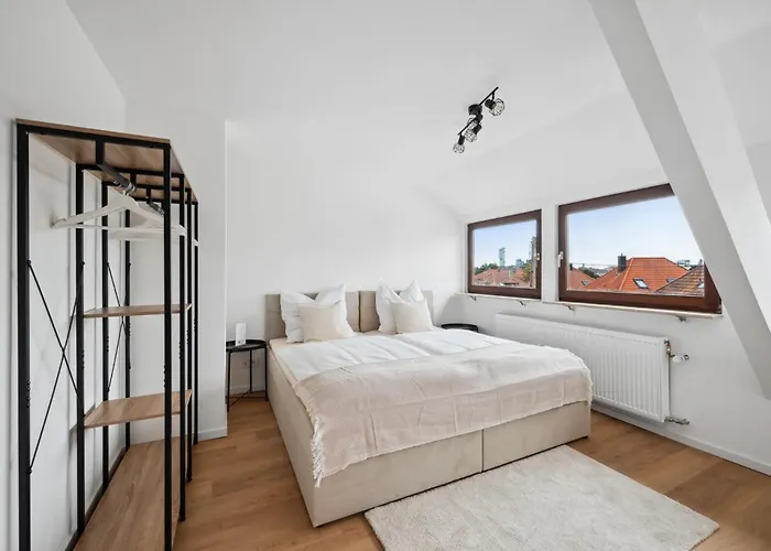 Malu Rooms - Top Lage, Kostenloser Parkplatz, Klima, Netflix, 24H Checkin
