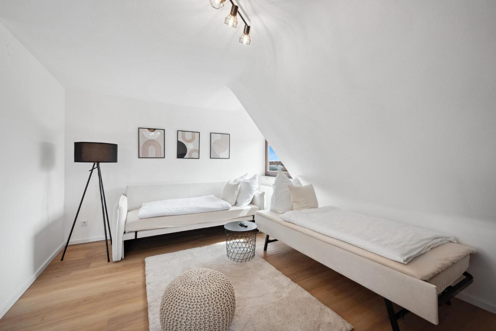Malu - Lage, Kostenloser Parkplatz, Klima, Netflix, 24h Checkin Apartment Ludwigsburg